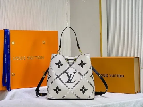 LV Hangbags AAA Women-824