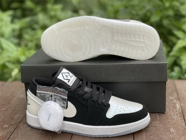Authentic Air Jordan 1 Low Black White GS