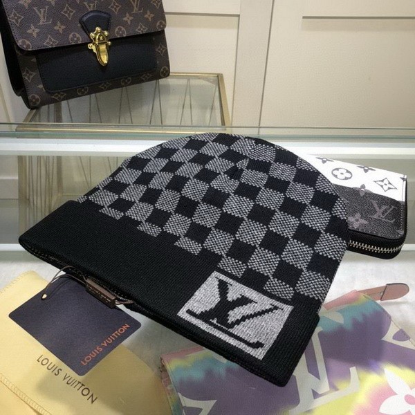 LV Wool Cap Scarf AAA-192