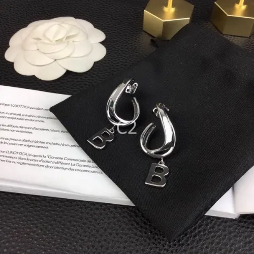 B Earring-019