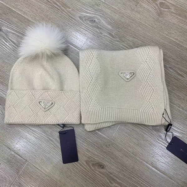 Prada Wool Cap Scarf AAA-095