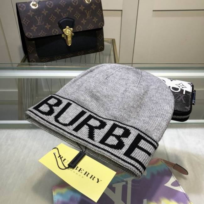 Burberry Wool Cap Scarf AAA-009