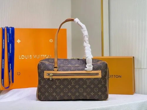 LV Hangbags AAA Women-844
