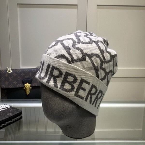 Burberry Wool Cap Scarf AAA-045