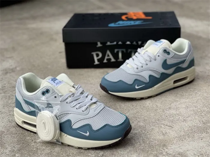 Authentic  Patta x Nike Air Max 1 “Aqua Noise”