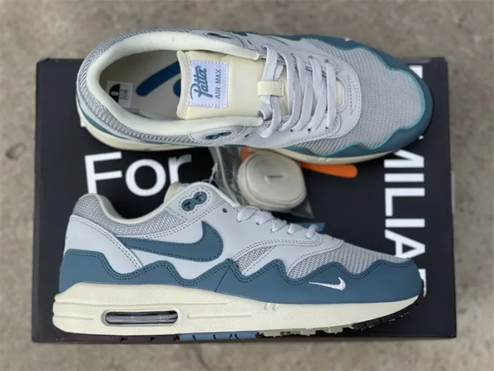 Authentic  Patta x Nike Air Max 1 “Aqua Noise”