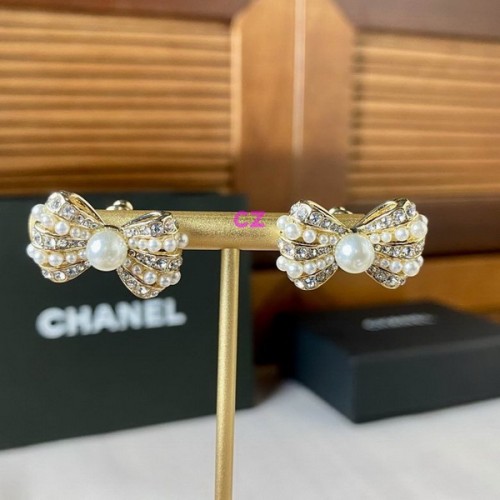 CHAL Earring-675