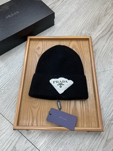 Prada Wool Cap Scarf AAA-057