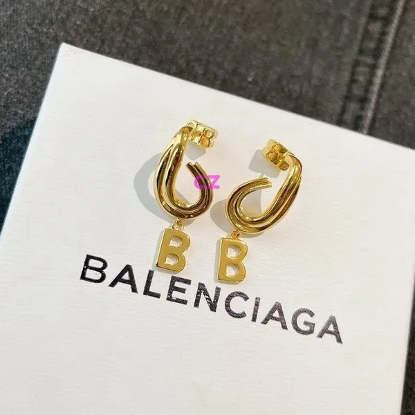 B Earring-039