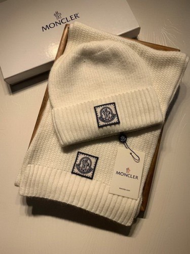 Moncler Wool Cap Scarf AAA-237