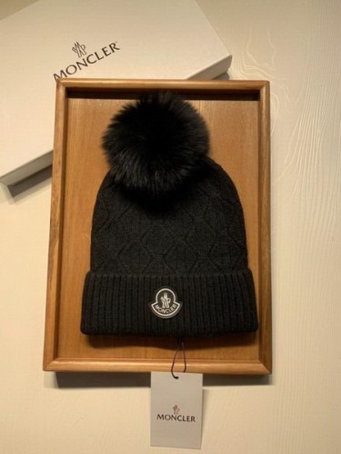 Moncler Wool Cap Scarf AAA-229