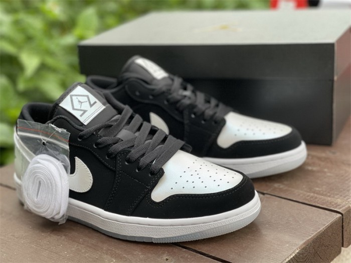 Authentic Air Jordan 1 Low Black White