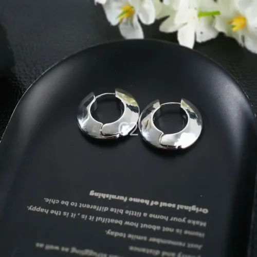 B Earring-025