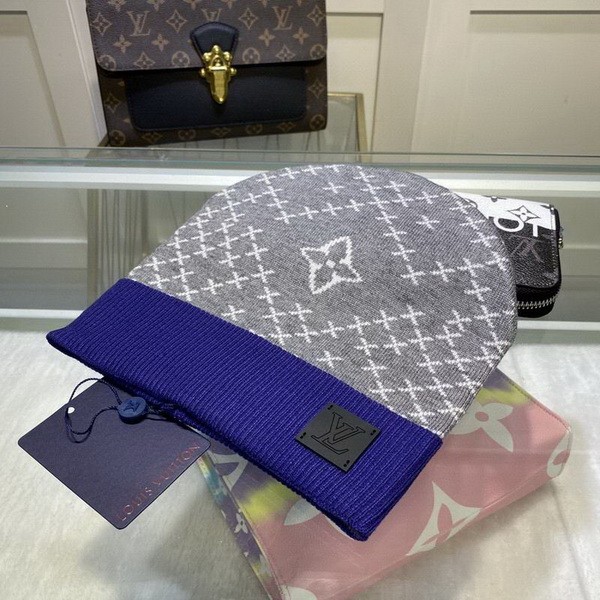 LV Wool Cap Scarf AAA-170