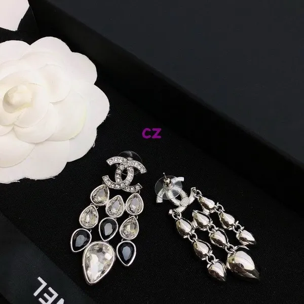CHAL Earring-722