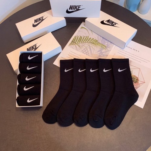 Nike Socks-073