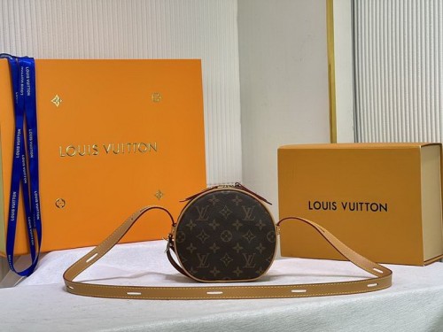 LV Hangbags AAA Women-791