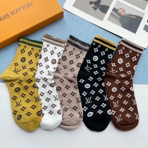 LV Socks-149