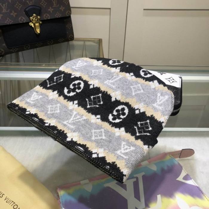 LV Wool Cap Scarf AAA-127