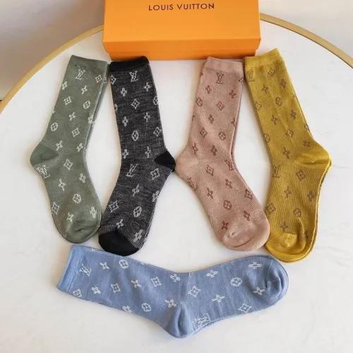 LV Socks-147