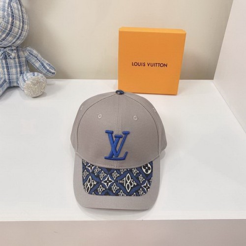 LV Hats AAA-824