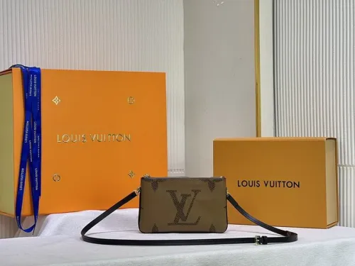 LV Hangbags AAA Women-793