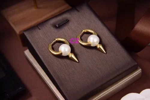 B Earring-034