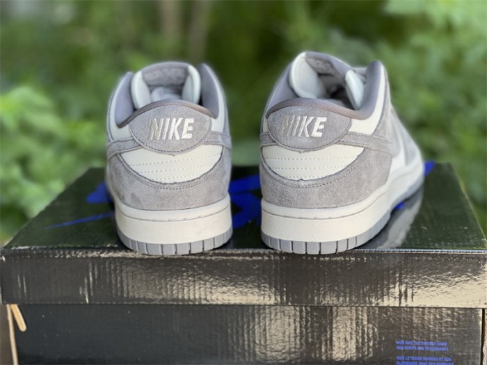 Authentic Nike SB Low Grey White