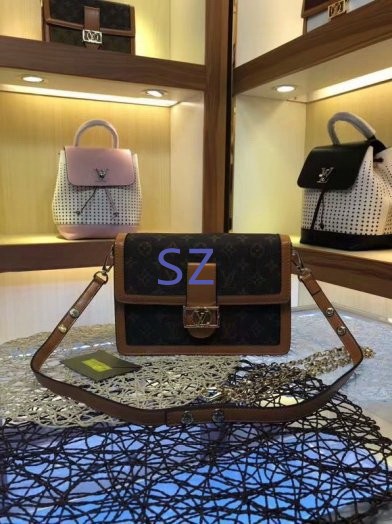 LV Hangbags AAA-140
