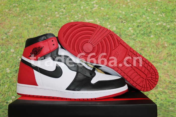 Air Jordan 1 OG High “Black Toe”2016