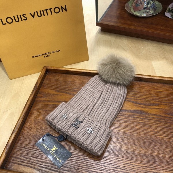 LV Wool Cap Scarf AAA-050