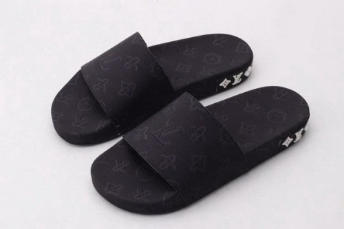 LV men slippers AAA-856