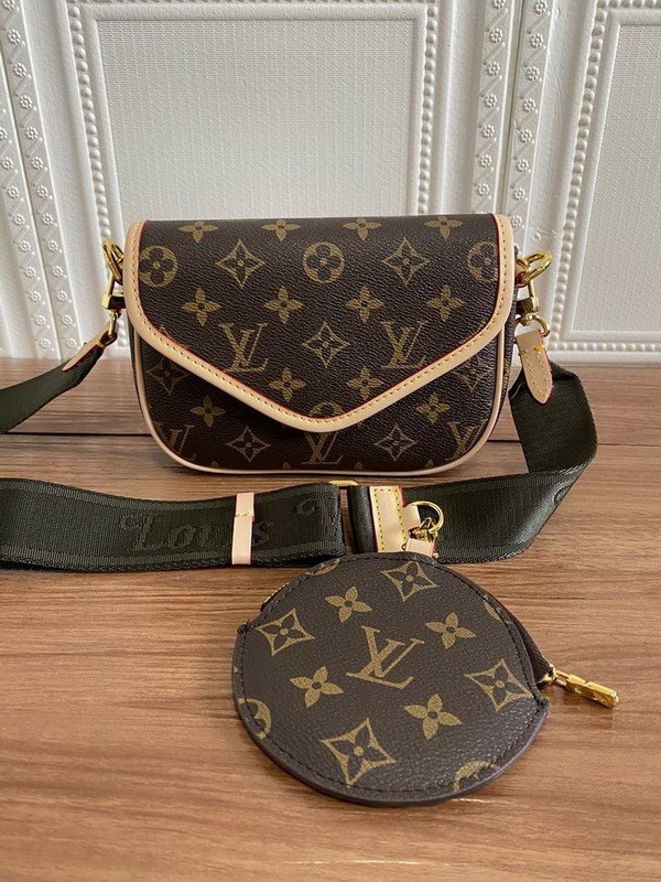 LV Hangbags AAA Women-530