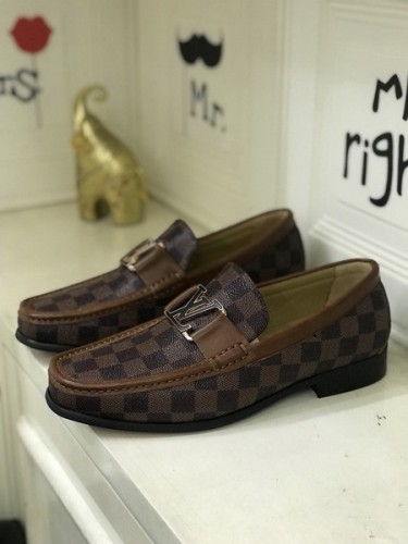 LV Men shoes 1：1 quality-3395