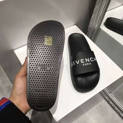 Givenchy men slippers AAA-020(40-45)
