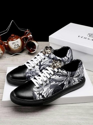 Versace Men Shoes 1：1 Quality-557