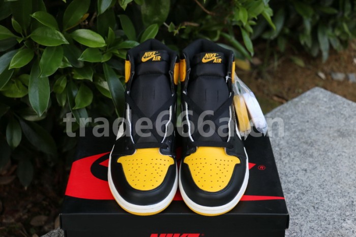 Authentic Air Jordan 1 Yellow Toe