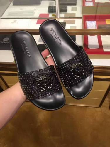 Versace men slippers AAA-093