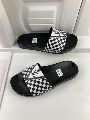 LV women slippers AAA-342