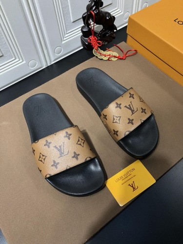 LV men slippers AAA-569