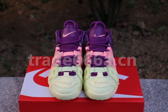 Authentic Nike Air More Uptempo AV8237 800