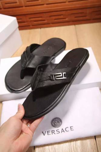 Versace Men slippers AAA-066(38-44)