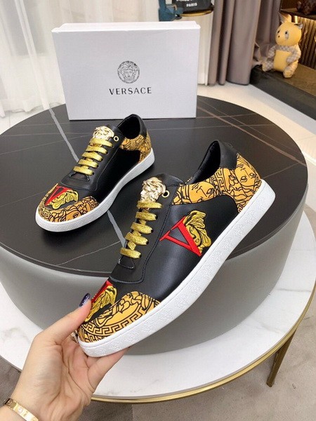 Versace Men Shoes 1：1 Quality-523