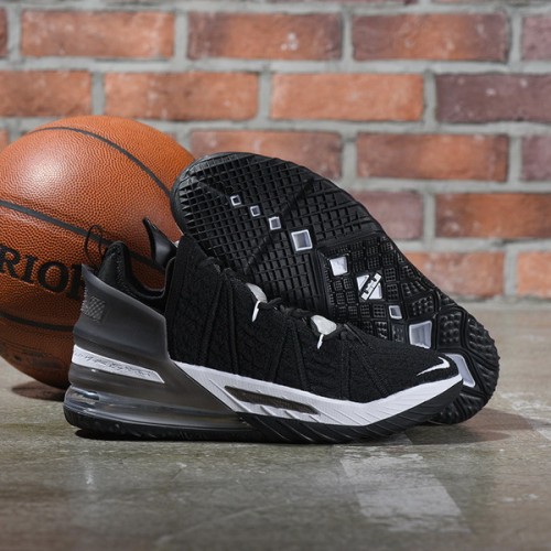 Nike LeBron James 18 shoes-014