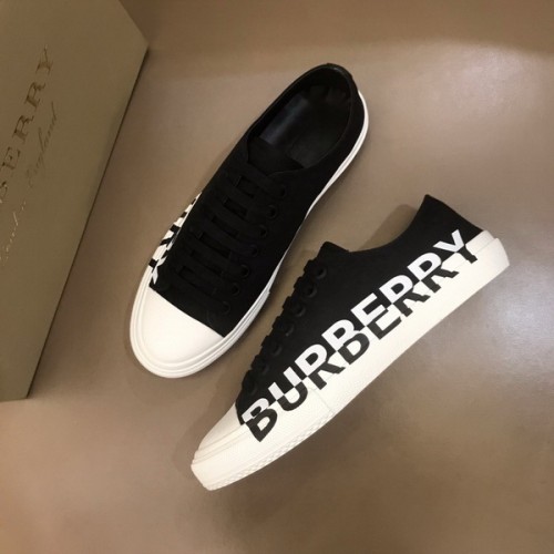 Burberry men shoes 1：1 quality-250