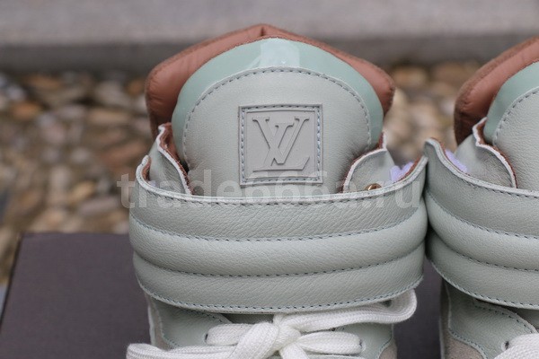 Authentic Louis Vuitton X Kanye West Jaspers