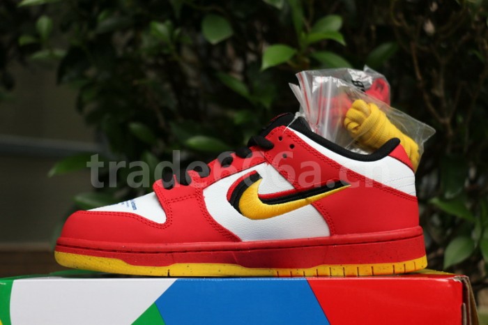 Authentic Nike SB Dunk Low “25th Anniversary”