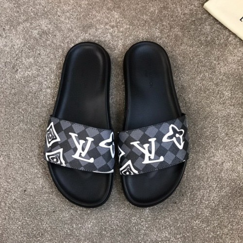 LV men slippers AAA-512