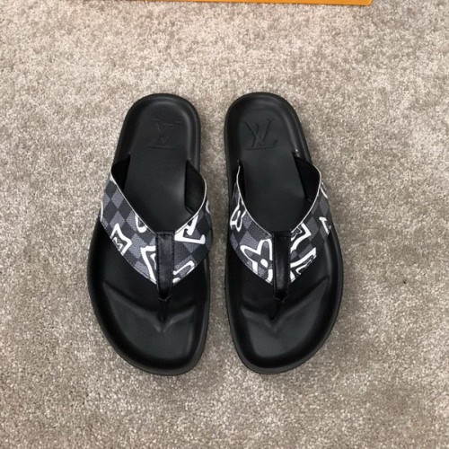 LV men slippers AAA-442