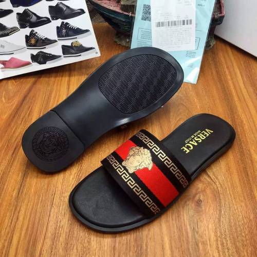 Versace Men slippers AAA-088
